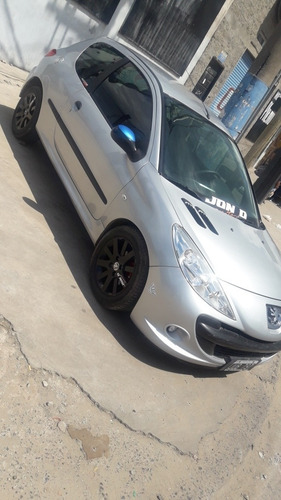 Peugeot 207 1.4 Active 75cv 2011