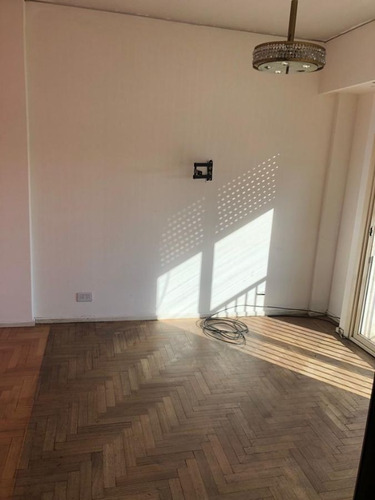 Imagen 9 de 21 de Departamento En Venta De 3 Ambientes En Lanús Oeste