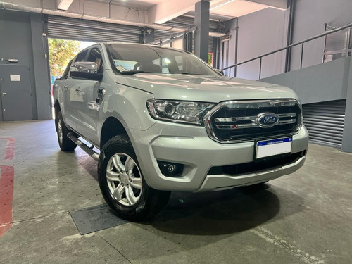 Imagen 3 de 22 de Ford Ranger Xlt 4x4 3.2 Usada 2021 Nueva Manual