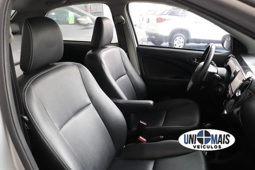 Imagem 8 de 15 de Etios 1.5 Xls Sedan 16v Flex 4p Automático