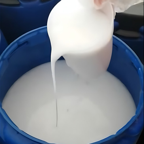Concentrado Para Preparar 100 Lts Pino Liquido Lechoso
