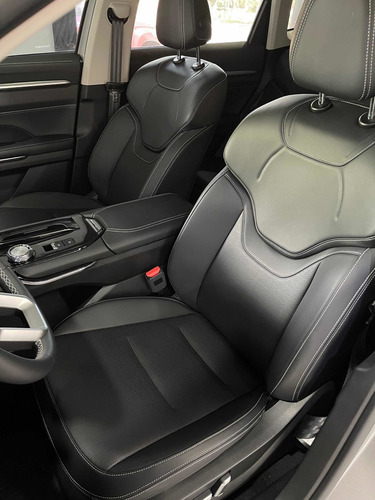 Imagen 23 de 25 de Haval H6 2023 2.0t Coupe Dignity At 2wd