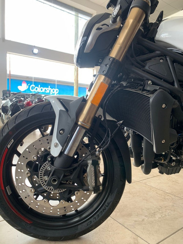 Imagen 5 de 15 de Benelli 752 S