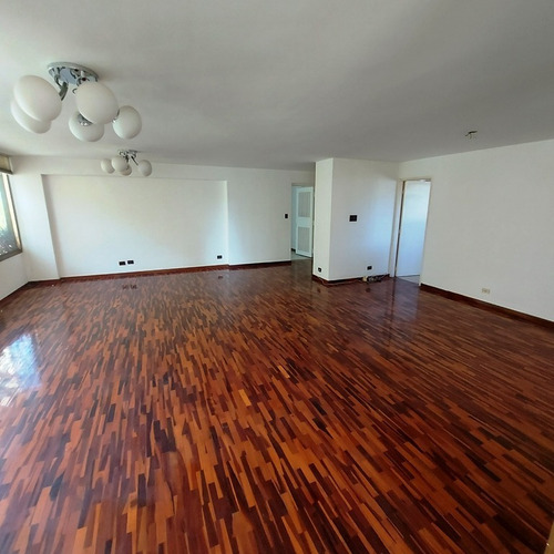 Imagen 2 de 22 de Venta De Pent House En Macaracuay