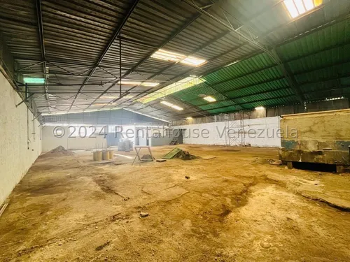 Local En Alquiler - Mls #25-3856