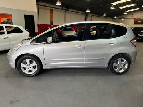 Imagen 4 de 15 de Honda Fit Lx Mt 2011