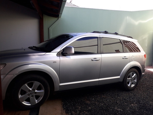 Imagem 2 de 14 de Dodge Journey 2010 2.7 Sxt 5p