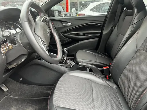 Chevrolet Onix 1.0T Rs Mt