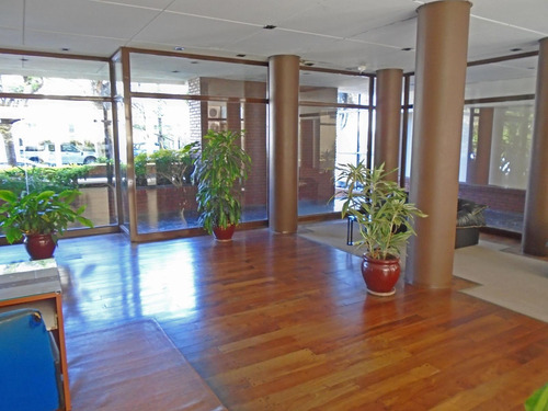 Venta Departamento 4 Ambientes En Martínez