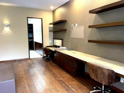Residencia En Venta En Bosques De Las Lomas