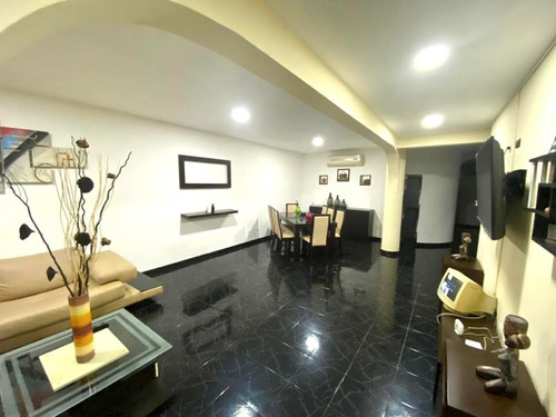 Imagen 5 de 11 de Se Vende Edif. Puente Hierro Cod: 5110739