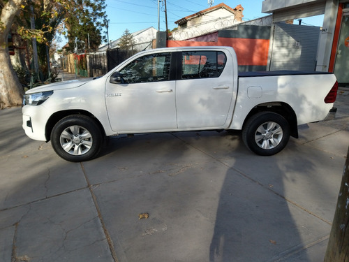 Toyota Hilux 2.8 Cd Sr 177cv 4x4