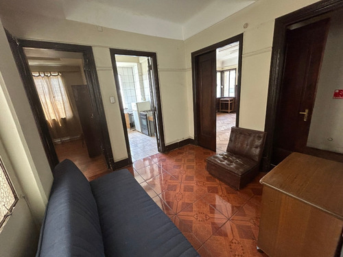 Estupenda Oficina Ubicada En Pleno Barrio Cívico Santiago