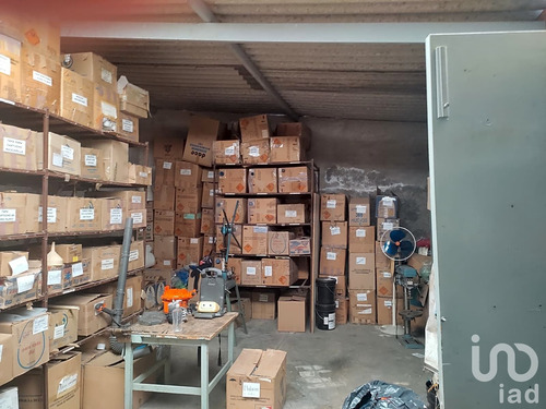 Venta Bodega 0 Ambiente Santa María Ahuacatitlán