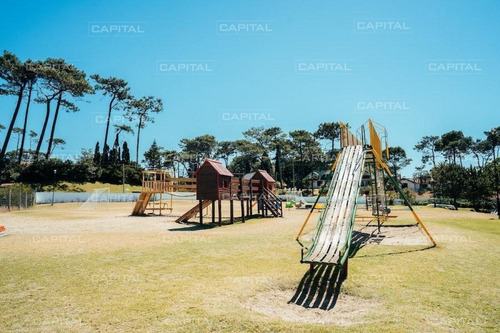 Amplio Apartamento En Excelente Complejo Con +amenities En Playa Mansa- Ref: 30883