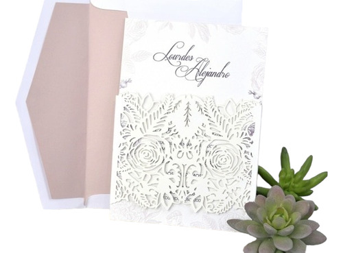 Tarjetas Invitación Corte Troquelado Rosas Blancas Boda 15