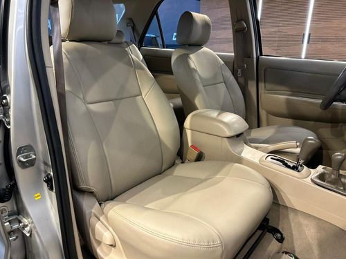 Toyota Hilux Sw4 Srv 4x4 2006