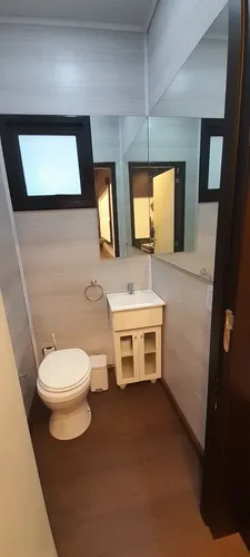 Tiny House Muy Equipada Sin Uso Panel Solar Muebles Heladera