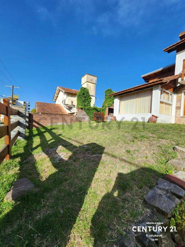 Casa De (5) Cinco Ambientes En Venta - Permuta - Villa Gesell, Costa Atlántica