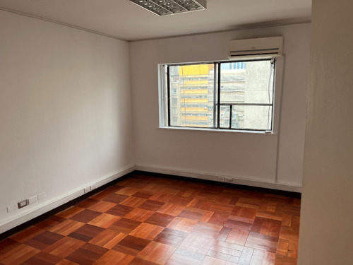 Imagen 2 de 18 de Excelente Oficina En Edificio Seguro - Acceso 24hrs