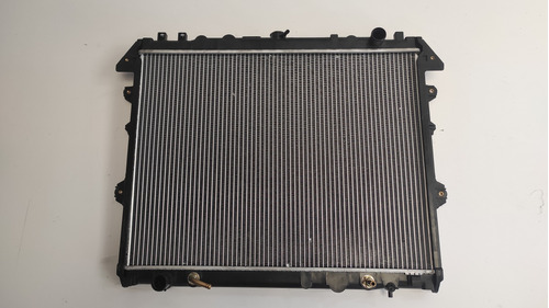 Radiador De Água Toyota Hilux 2.7 2006-2014