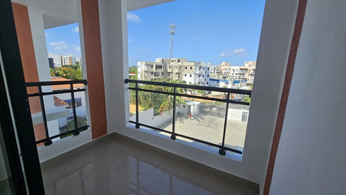 Hermoso Apartamento En El Sector Ensanche Isabelita