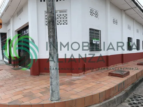 Casa En Arriendo En Olaya Herrera. Cod A16980