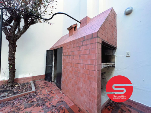 Casa En Barrio Martin 4 Dormitorios Patio Ideal Constructora 6 Pisos Altura