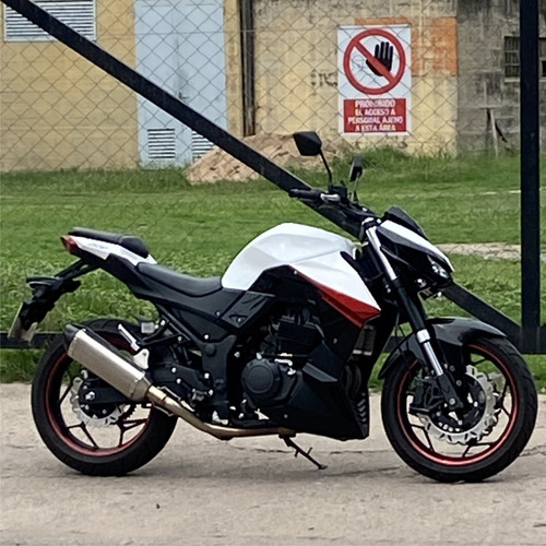 Imagen 6 de 10 de Okinoi Okn 300 No Es Kawasaki Ni Honda Ni Benelli Ni Yamaha