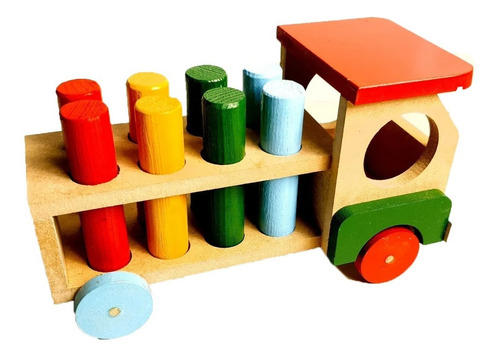 Imagem 1 de 6 de Caminhão Com Pinos De Madeira - Brinquedo Educativo Madeira