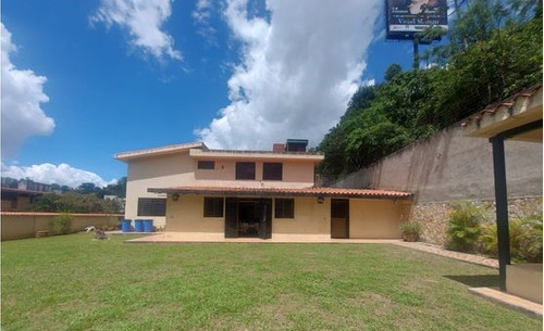 Venta Casa Terrazas Del Club Hipico  T 934mts2 4h + S 4b+s 4pe