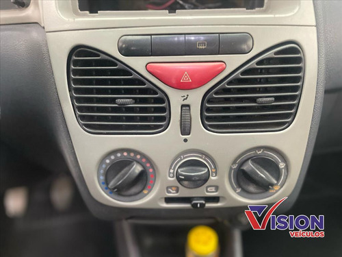 Fiat Palio 1.0 MPI ELX 30 ANOS 8V FLEX 4P MANUAL