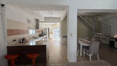 Casa En Venta En Piñeyro