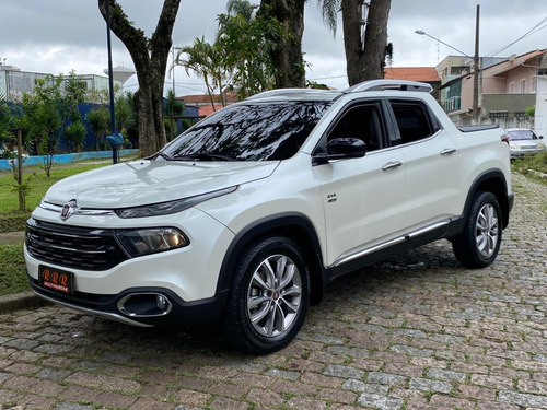 Fiat Toro 2.0 Volcano 4x4 Aut. 4p