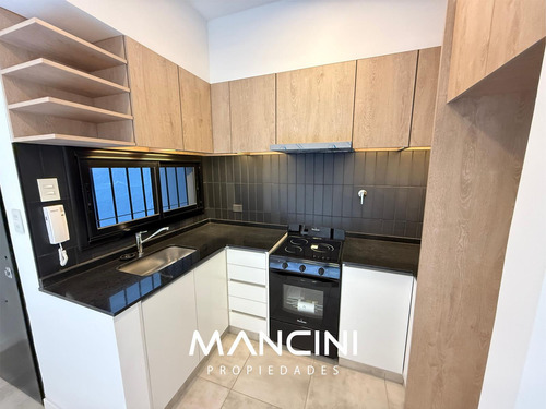 Ph En Venta De 2 Ambientes Con Patio Y Parrilla - San Martín Centro