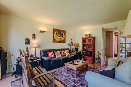 Casa En Venta De 4 Dorm. Pie Andino. Lo Barnechea