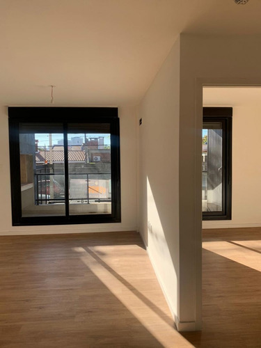 Imagen 8 de 14 de Venta 1 Dorm Con Parrillero En Verdi Plaza