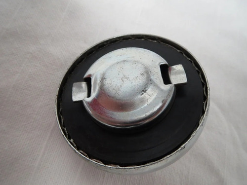 Tapa Gasolina Mercedes Benz 1972-1996 Sin Llave