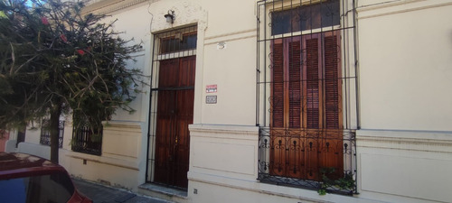 Dueño Alquila Casa Pu Ubicada En La Figurita (cerca De Nuevocentro), Al Frente Sobre Calle Tranquila. 3 O 2 Dormitorios.