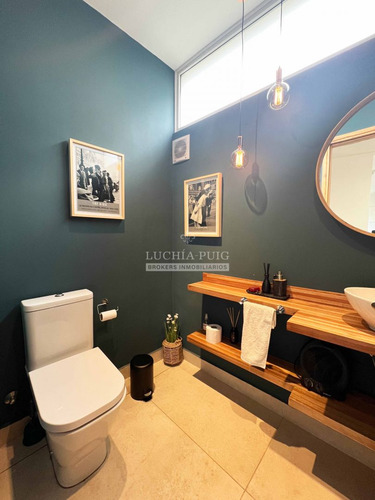 Increible Casa En Venta -vista A La Laguna Y Golf -el Canton