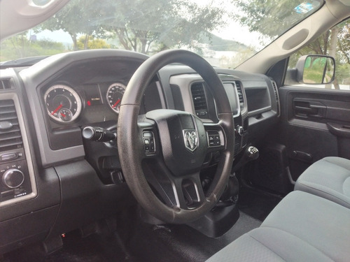 Imagen 10 de 13 de Ram 4000 2018 5.7 Chasis Cabina P 4x2 Mt