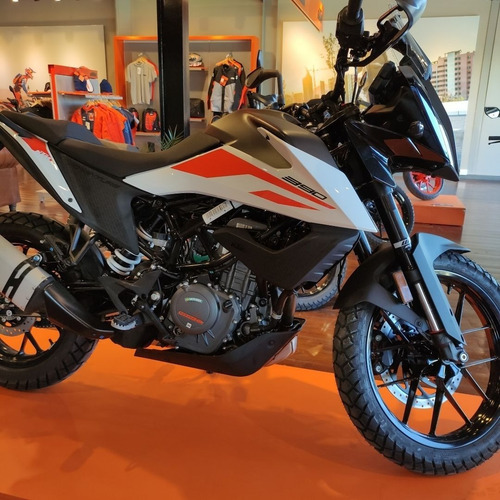 Imagen 10 de 18 de Adventure 390 2021 No Voge 500 Kawasaki Benelli Honda 500