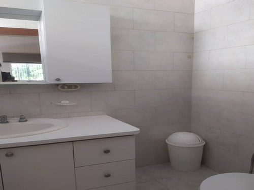Imagen 14 de 30 de Casa En Venta - Urb Colinas De Los Ruices- Yvelisse Herrera Asesor Inmobiliario Re/max Vip Lpg 04241767041