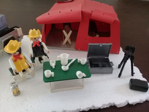 Muñecos Playmobil: Set De Campamento Y Jeep