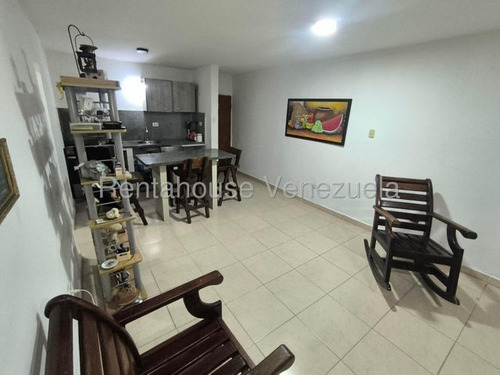 Jv Vende Apartamento Con Espacios Amplios Y Bien Iluminados, Perfecto Para Crear Recuerdos Inolvidables Con Tu Familia. 25-19711