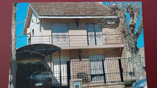 Casa En Venta En Barrio
