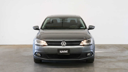 Imagen 2 de 15 de Volkswagen Vento 2.5 Luxury 170cv - 144753 - C