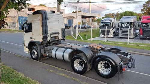 Imagem 6 de 15 de Volvo Fm 370 6x2 Trucado Ano 2011 Gobetrotter