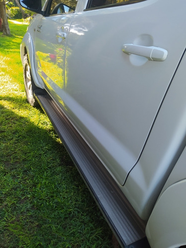 Toyota Hilux 3.0 Cd Srv Cuero I 171cv 4x4 4at 2011