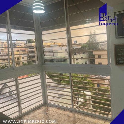 Se Vende Espacioso Apartamento En Los Restauradores